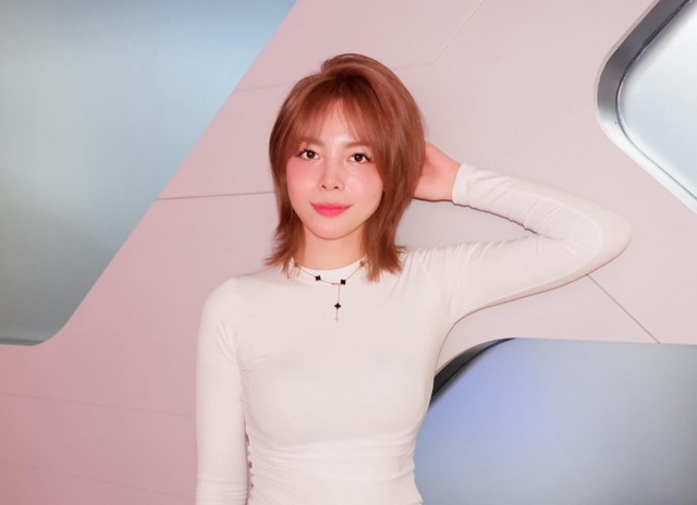 Thượng úy 21 tuổi vừa phá kỷ lục SEA Games 33: Quá khứ "thợ lặn" chuyển sang xạ thủ, môn gì cũng giỏi- Ảnh 10. Thượng úy 21 tuổi vừa phá kỷ lục SEA Games 33: Quá khứ "thợ lặn" chuyển sang xạ thủ, môn gì cũng giỏi- Ảnh 10.