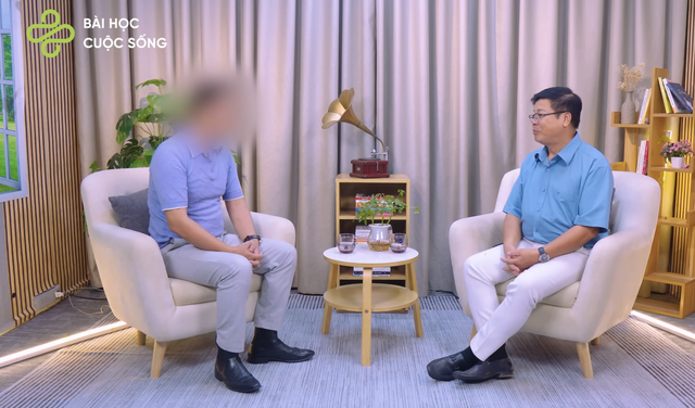 Người đàn ông Hà Nội 3 lần làm cha nhưng chỉ có 1 con ruột: Hé lộ quá khứ dữ dội của "cô vợ ngoan"- Ảnh 3. Người đàn ông Hà Nội 3 lần làm cha nhưng chỉ có 1 con ruột: Hé lộ quá khứ dữ dội của "cô vợ ngoan"- Ảnh 3.