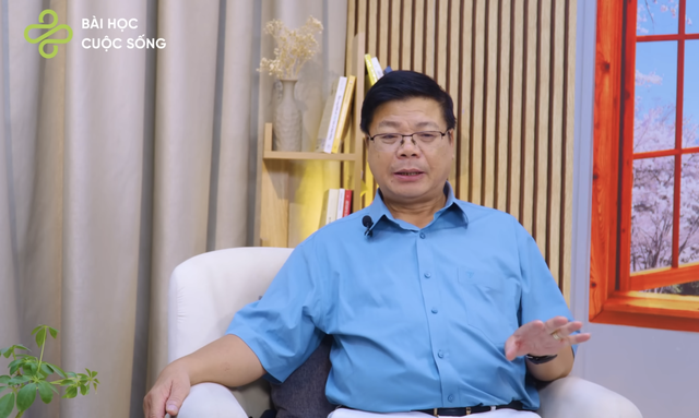 Người đàn ông Hà Nội 3 lần làm cha nhưng chỉ có 1 con ruột: Hé lộ quá khứ dữ dội của "cô vợ ngoan"- Ảnh 2. Người đàn ông Hà Nội 3 lần làm cha nhưng chỉ có 1 con ruột: Hé lộ quá khứ dữ dội của "cô vợ ngoan"- Ảnh 2.