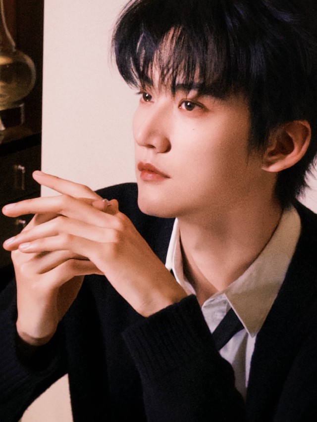 Tình trẻ của Trần Nghiên Hy bị cấm đi dự sự kiện - Ảnh 4. Tình trẻ của Trần Nghiên Hy bị cấm đi dự sự kiện - Ảnh 4.