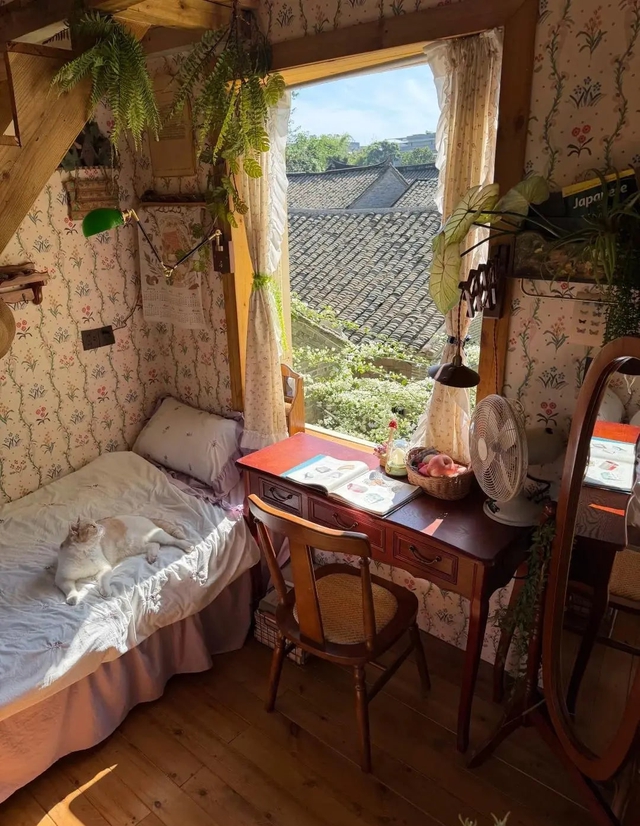 Tan chảy với căn hộ của cụ bà 70 tuổi: Sống bình yên 1 mình, không làm gánh nặng cho con cháu- Ảnh 5. Tan chảy với căn hộ của cụ bà 70 tuổi: Sống bình yên 1 mình, không làm gánh nặng cho con cháu- Ảnh 5.