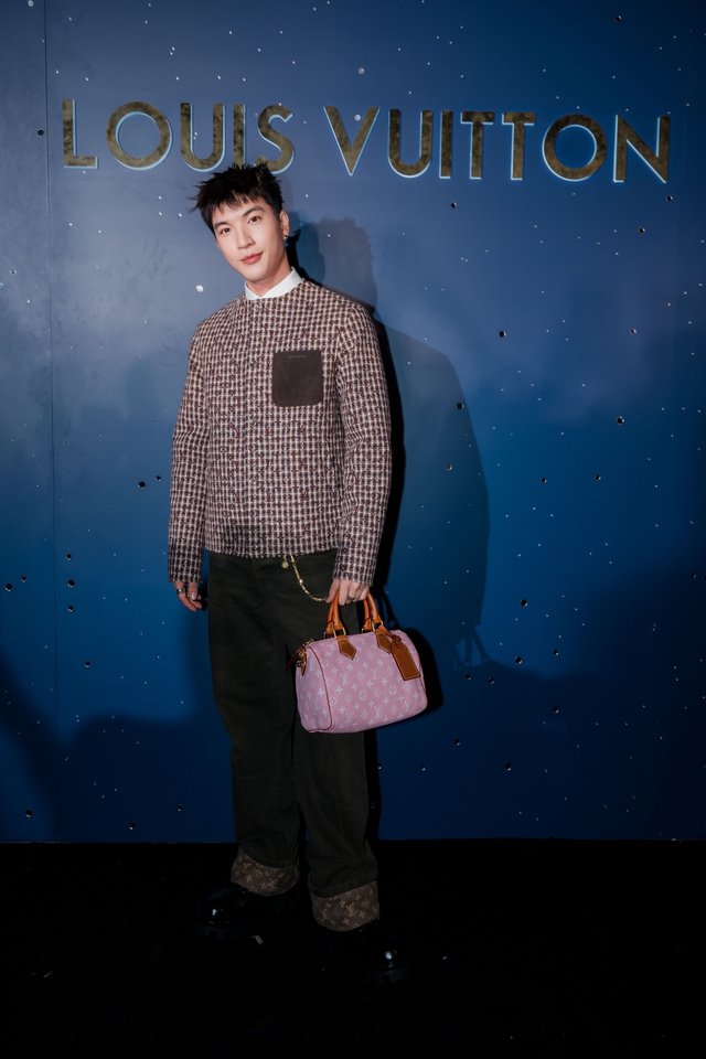 Đại tiệc cuối năm của Louis Vuitton chiếm trọn quan tâm: Dàn sao Vbiz hội tụ trong siêu sự kiện bùng nổ dịp cuối năm- Ảnh 1. Đại tiệc cuối năm của Louis Vuitton chiếm trọn quan tâm: Dàn sao Vbiz hội tụ trong siêu sự kiện bùng nổ dịp cuối năm- Ảnh 1.