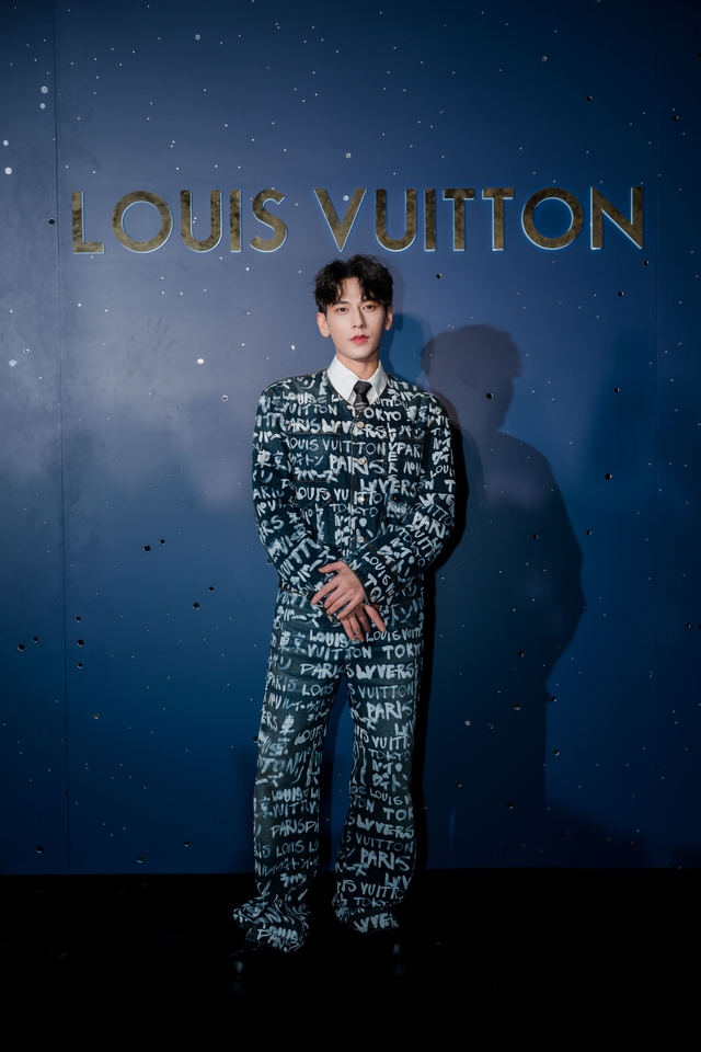 Đại tiệc cuối năm của Louis Vuitton chiếm trọn quan tâm: Dàn sao Vbiz hội tụ trong siêu sự kiện bùng nổ dịp cuối năm- Ảnh 2. Đại tiệc cuối năm của Louis Vuitton chiếm trọn quan tâm: Dàn sao Vbiz hội tụ trong siêu sự kiện bùng nổ dịp cuối năm- Ảnh 2.