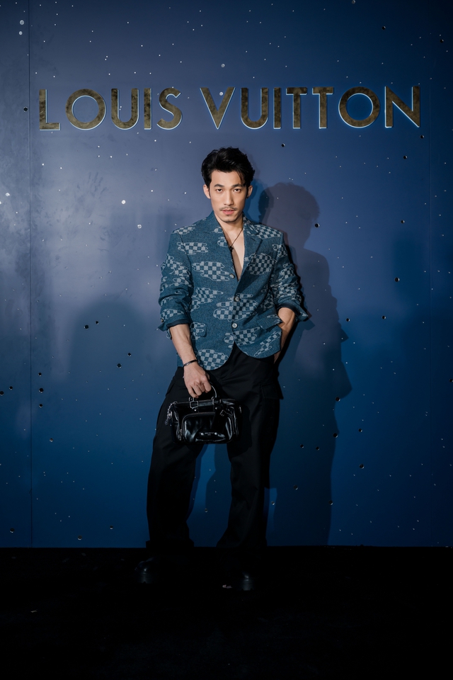 Đại tiệc cuối năm của Louis Vuitton chiếm trọn quan tâm: Dàn sao Vbiz hội tụ trong siêu sự kiện bùng nổ dịp cuối năm- Ảnh 3. Đại tiệc cuối năm của Louis Vuitton chiếm trọn quan tâm: Dàn sao Vbiz hội tụ trong siêu sự kiện bùng nổ dịp cuối năm- Ảnh 3.