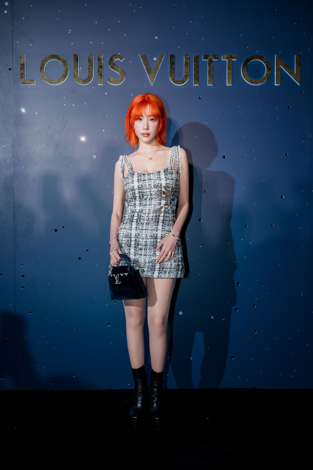 Đại tiệc cuối năm của Louis Vuitton chiếm trọn quan tâm: Dàn sao Vbiz hội tụ trong siêu sự kiện bùng nổ dịp cuối năm- Ảnh 10. Đại tiệc cuối năm của Louis Vuitton chiếm trọn quan tâm: Dàn sao Vbiz hội tụ trong siêu sự kiện bùng nổ dịp cuối năm- Ảnh 10.