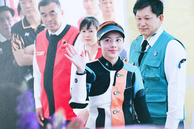 Thượng úy 21 tuổi vừa phá kỷ lục SEA Games 33: Quá khứ "thợ lặn" chuyển sang xạ thủ, môn gì cũng giỏi- Ảnh 1. Thượng úy 21 tuổi vừa phá kỷ lục SEA Games 33: Quá khứ "thợ lặn" chuyển sang xạ thủ, môn gì cũng giỏi- Ảnh 1.