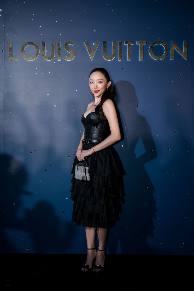 Đại tiệc cuối năm của Louis Vuitton chiếm trọn quan tâm: Dàn sao Vbiz hội tụ trong siêu sự kiện bùng nổ dịp cuối năm- Ảnh 8. Đại tiệc cuối năm của Louis Vuitton chiếm trọn quan tâm: Dàn sao Vbiz hội tụ trong siêu sự kiện bùng nổ dịp cuối năm- Ảnh 8.