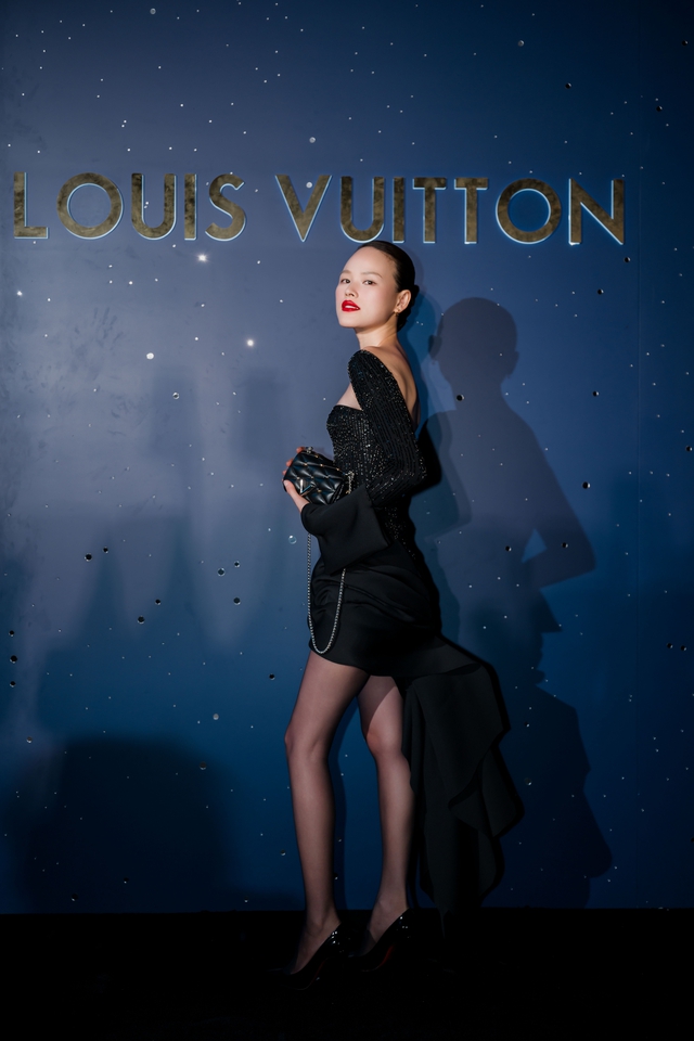 Đại tiệc cuối năm của Louis Vuitton chiếm trọn quan tâm: Dàn sao Vbiz hội tụ trong siêu sự kiện bùng nổ dịp cuối năm- Ảnh 14. Đại tiệc cuối năm của Louis Vuitton chiếm trọn quan tâm: Dàn sao Vbiz hội tụ trong siêu sự kiện bùng nổ dịp cuối năm- Ảnh 14.