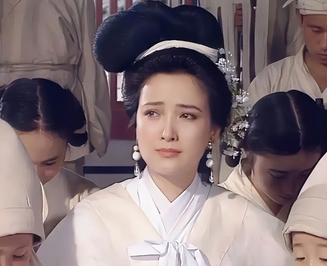 Xót xa hình ảnh cuối cùng của nữ diễn viên "nghìn năm có một" vừa đột ngột qua đời- Ảnh 7. Xót xa hình ảnh cuối cùng của nữ diễn viên "nghìn năm có một" vừa đột ngột qua đời- Ảnh 7.