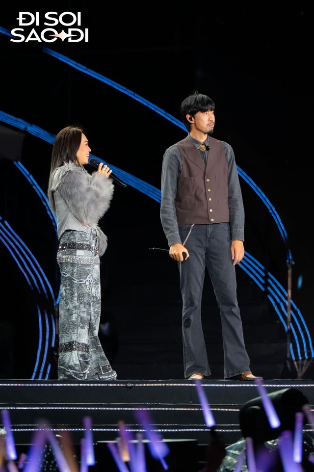 Đại hội xin lỗi tại concert Mỹ Tâm- Ảnh 3. Đại hội xin lỗi tại concert Mỹ Tâm- Ảnh 3.