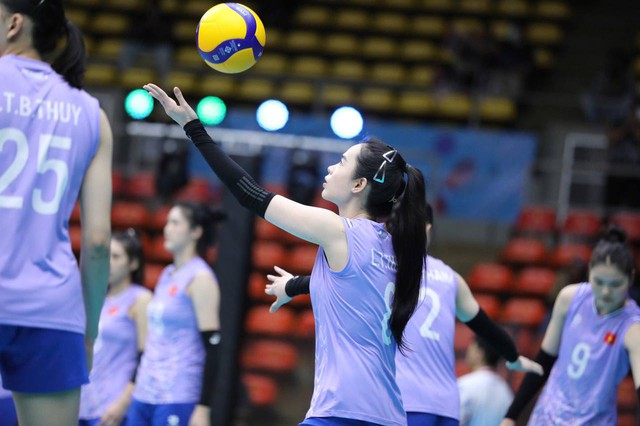 Ngắm dàn gái xinh bóng chuyền Việt Nam: Một mét vuông mấy cô chân dài thẳng tắp, visual xinh lung linh- Ảnh 3. Ngắm dàn gái xinh bóng chuyền Việt Nam: Một mét vuông mấy cô chân dài thẳng tắp, visual xinh lung linh- Ảnh 3.