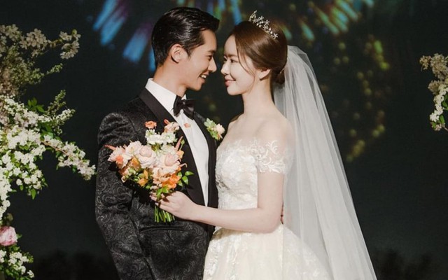 Nam ca sĩ hạng A công khai hẹn hò giữa concert: Đàng gái ngồi trên khán đài cổ vũ, fan thấy liền bỏ về hết- Ảnh 4.