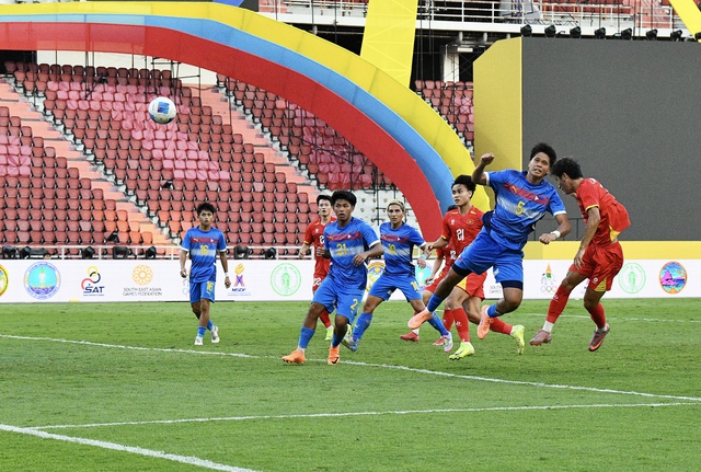 Phỏng vấn nhanh "Lamine Yamal xứ Thanh" - cầu thủ ghi bàn phút cuối giúp U22 Việt Nam vào chung kết SEA Games- Ảnh 3. Phỏng vấn nhanh "Lamine Yamal xứ Thanh" - cầu thủ ghi bàn phút cuối giúp U22 Việt Nam vào chung kết SEA Games- Ảnh 3.