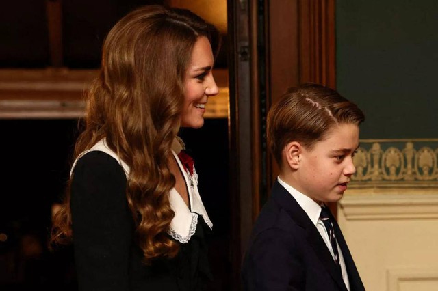 Rộ tin Hoàng tử George sắp có "vai diễn" đầu đời vào Giáng sinh 2026: Bước ngoặt được Kate Middleton chuẩn bị suốt 13 năm?- Ảnh 2. Rộ tin Hoàng tử George sắp có "vai diễn" đầu đời vào Giáng sinh 2026: Bước ngoặt được Kate Middleton chuẩn bị suốt 13 năm?- Ảnh 2.
