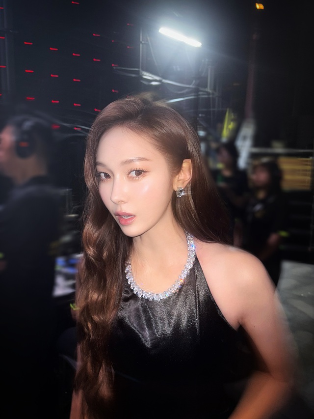 Đến tiểu thư tài phiệt Kpop cũng lười gội đầu, lạ thay tóc lúc nào cũng đẹp- Ảnh 2.