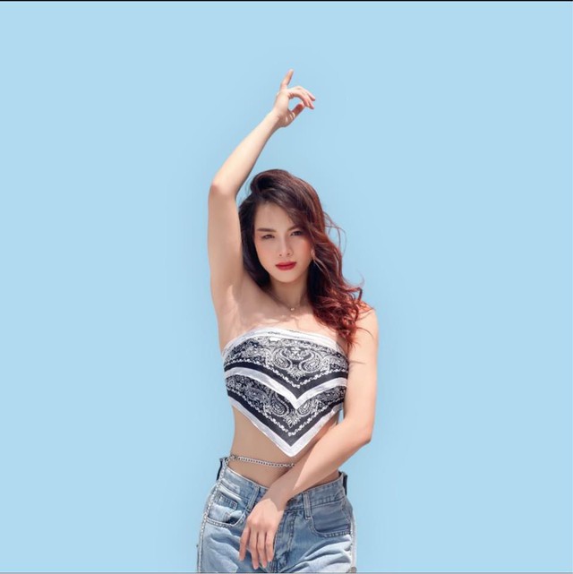 Nữ võ sĩ Việt Nam đời thường xinh đẹp ngất ngây, "lên sàn" tung cú đấm giành luôn 2 HCV SEA Games- Ảnh 9. Nữ võ sĩ Việt Nam đời thường xinh đẹp ngất ngây, "lên sàn" tung cú đấm giành luôn 2 HCV SEA Games- Ảnh 9.