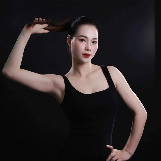 Nữ võ sĩ Việt Nam đời thường xinh đẹp ngất ngây, "lên sàn" tung cú đấm giành luôn 2 HCV SEA Games- Ảnh 8. Nữ võ sĩ Việt Nam đời thường xinh đẹp ngất ngây, "lên sàn" tung cú đấm giành luôn 2 HCV SEA Games- Ảnh 8.