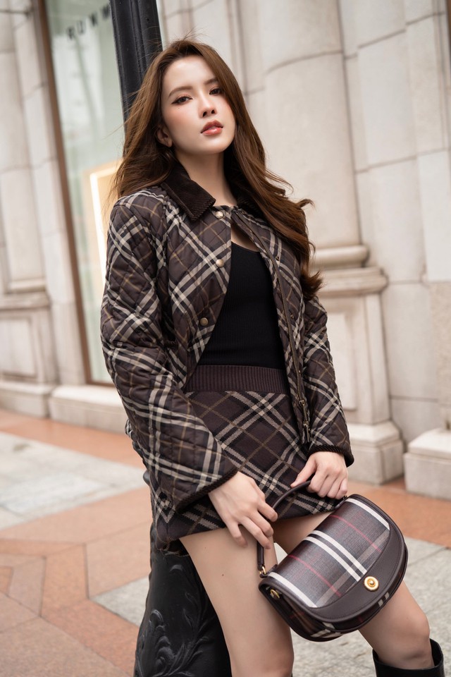 Thiều Bảo Trâm hẹn hò bạn thân Trấn Thành?- Ảnh 7. Thiều Bảo Trâm hẹn hò bạn thân Trấn Thành?- Ảnh 7.