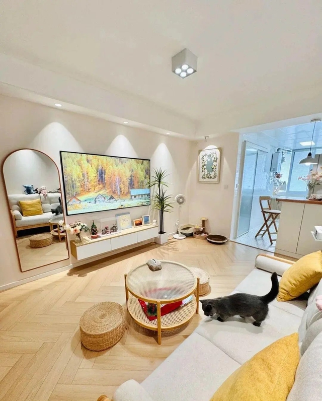 10 năm tự ép mình sống như người nghèo, bị chê tằn tiện: Cô gái đổi cả thanh xuân để nhận lại điều này- Ảnh 2. 10 năm tự ép mình sống như người nghèo, bị chê tằn tiện: Cô gái đổi cả thanh xuân để nhận lại điều này- Ảnh 2.