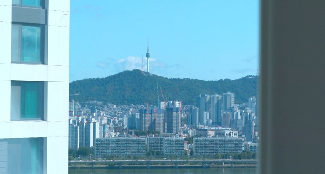 Mỹ nhân tuổi Tỵ có thanh xuân khổ nhất showbiz: Năm 35 tuổi lấy chồng giàu, sống trong cơ ngơi xịn đét- Ảnh 6. Mỹ nhân tuổi Tỵ có thanh xuân khổ nhất showbiz: Năm 35 tuổi lấy chồng giàu, sống trong cơ ngơi xịn đét- Ảnh 6.