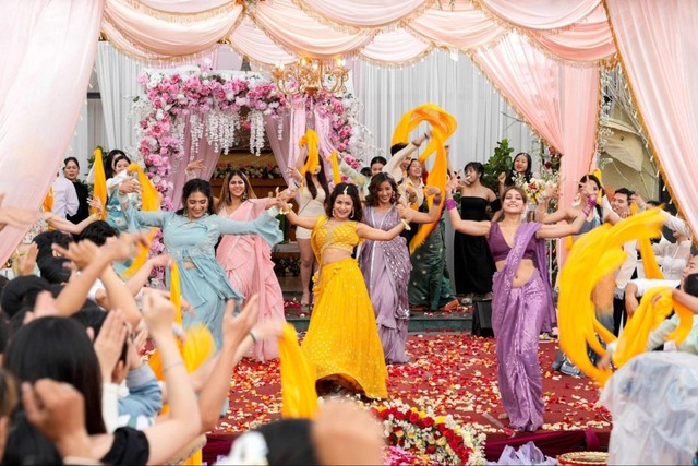 Mỹ nhân Việt bất ngờ sang Ấn Độ lấy con trai tỷ phú, đám cưới 7 ngày 7 đêm hoàng tráng không ai bằng- Ảnh 3.