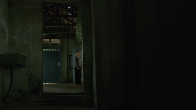 Trời ơi sao phim Việt này gan quá vậy: Dùng nhà ma làm bối cảnh, hàng xóm nói 6 chữ mà rợn tóc gáy- Ảnh 1. Trời ơi sao phim Việt này gan quá vậy: Dùng nhà ma làm bối cảnh, hàng xóm nói 6 chữ mà rợn tóc gáy- Ảnh 1.