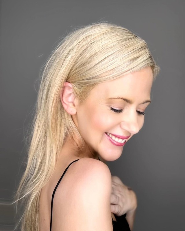 Nữ diễn viên nổi tiếng qua đời đột ngột ở tuổi 45 vì bệnh mãn tính, sau 2 tuần gia đình mới báo tin- Ảnh 3. Nữ diễn viên nổi tiếng qua đời đột ngột ở tuổi 45 vì bệnh mãn tính, sau 2 tuần gia đình mới báo tin- Ảnh 3.