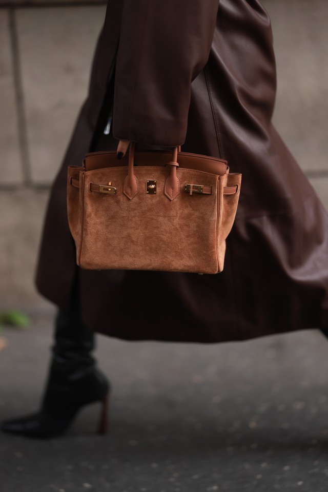 Túi Hermès mất giá, người giàu đã chùn tay?- Ảnh 3. Túi Hermès mất giá, người giàu đã chùn tay?- Ảnh 3.