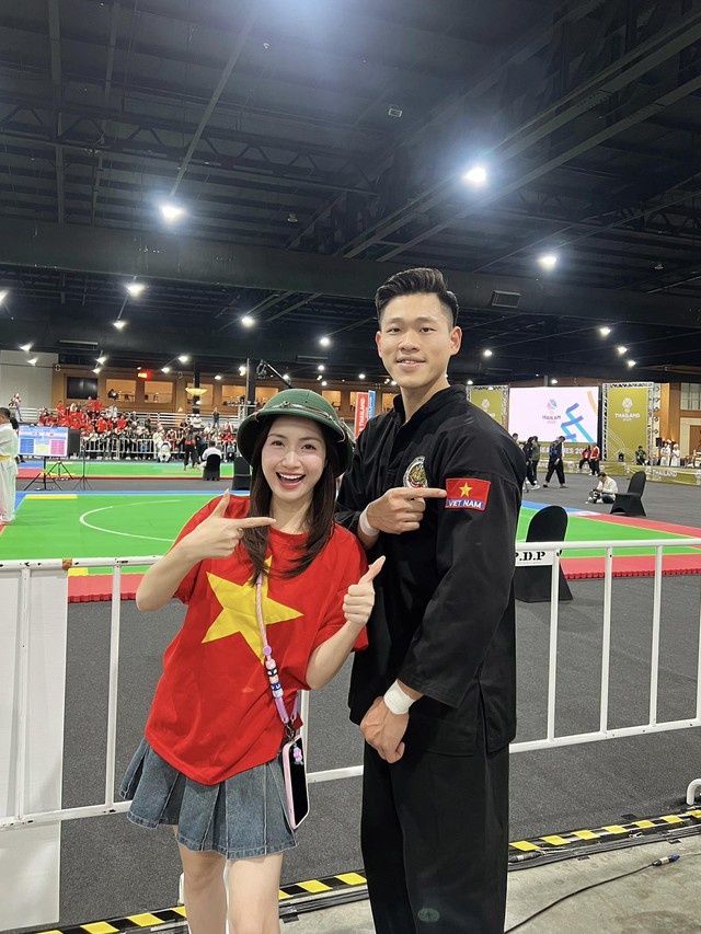 Hoà Minzy đang ở đâu?- Ảnh 1. Hoà Minzy đang ở đâu?- Ảnh 1.