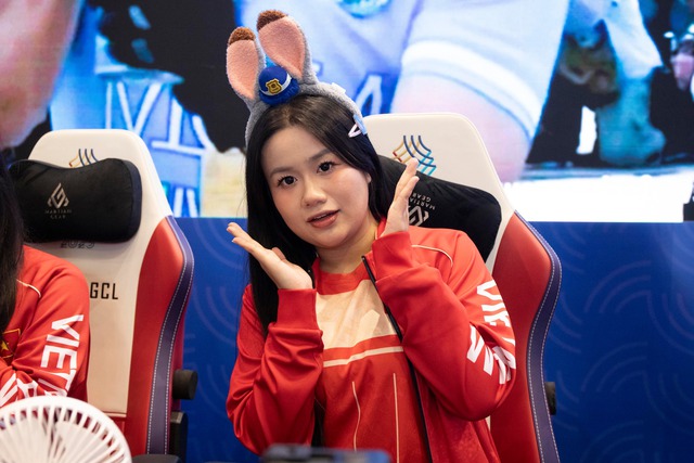 Fan girl thành công nhất lúc này là ai: Giành HCV SEA Games, vỡ òa bật khóc vì được SOOBIN chúc mừng- Ảnh 2. Fan girl thành công nhất lúc này là ai: Giành HCV SEA Games, vỡ òa bật khóc vì được SOOBIN chúc mừng- Ảnh 2.