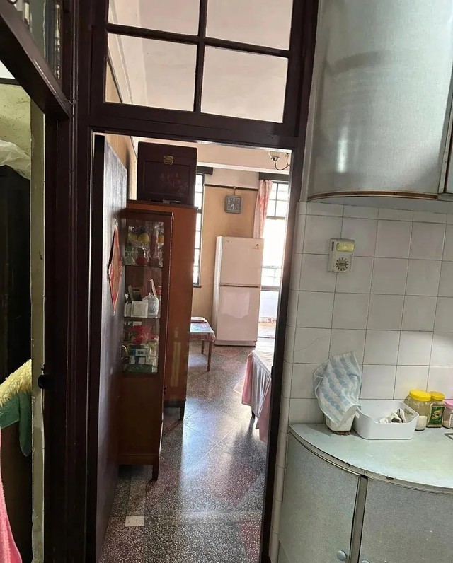 Cụ bà 80 tuổi không muốn làm gánh nặng cho con cháu: Bình yên dưỡng già, một mình nhưng không cô đơn- Ảnh 2. Cụ bà 80 tuổi không muốn làm gánh nặng cho con cháu: Bình yên dưỡng già, một mình nhưng không cô đơn- Ảnh 2.