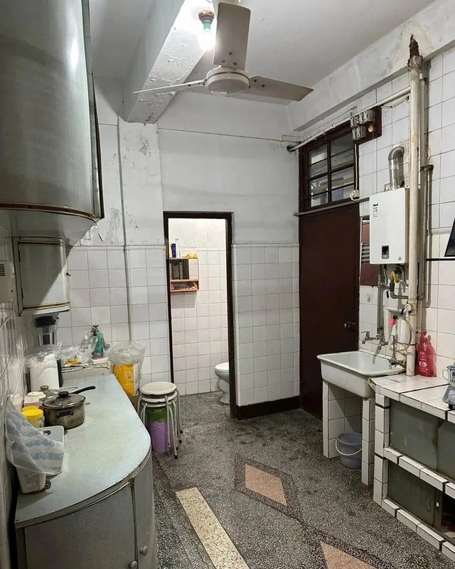 Cụ bà 80 tuổi không muốn làm gánh nặng cho con cháu: Bình yên dưỡng già, một mình nhưng không cô đơn- Ảnh 9. Cụ bà 80 tuổi không muốn làm gánh nặng cho con cháu: Bình yên dưỡng già, một mình nhưng không cô đơn- Ảnh 9.