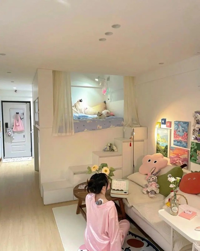 Căn nhà 18m² khiến ai nhìn cũng nể: Gọn đến khó tin, sách giáo khoa xin thua cuộc- Ảnh 2.