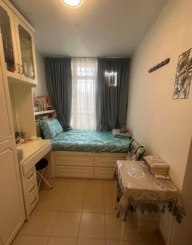 Xúc động trước căn nhà 12m² của cụ bà 70 tuổi: Sống 1 mình vẫn ổn, không làm gánh nặng cho con cháu- Ảnh 8. Xúc động trước căn nhà 12m² của cụ bà 70 tuổi: Sống 1 mình vẫn ổn, không làm gánh nặng cho con cháu- Ảnh 8.