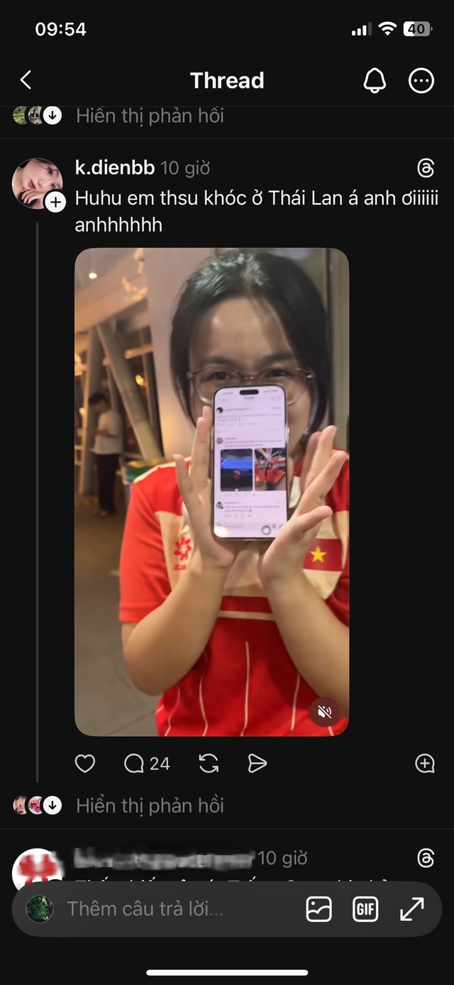 Fan girl thành công nhất lúc này là ai: Giành HCV SEA Games, vỡ òa bật khóc vì được SOOBIN chúc mừng- Ảnh 4. Fan girl thành công nhất lúc này là ai: Giành HCV SEA Games, vỡ òa bật khóc vì được SOOBIN chúc mừng- Ảnh 4.