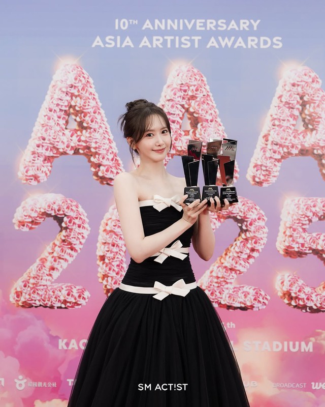 Mỹ nhân mở ra khái niệm visual thở cũng viral, đẹp đến độ “AI vĩnh viễn không thể sao chép"- Ảnh 4.