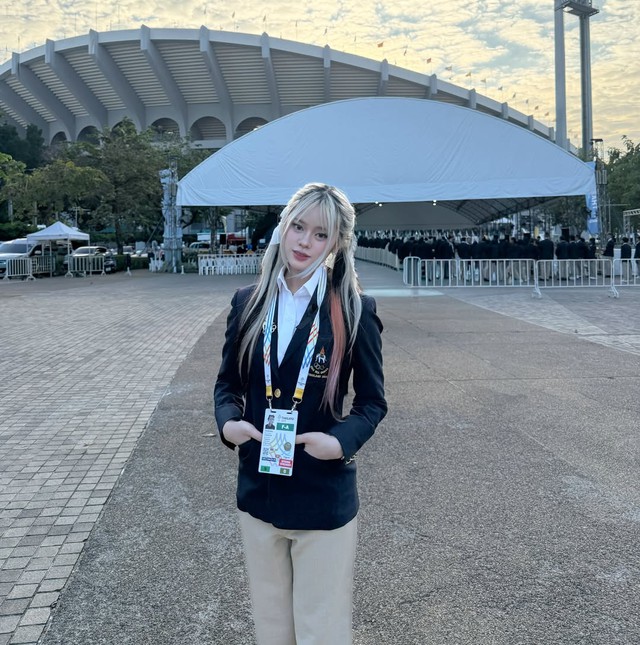 Nhan sắc của hot girl rơi lệ vì gian lận của đồng đội Liên Quân Mobile nữ Thái Lan- Ảnh 4. Nhan sắc của hot girl rơi lệ vì gian lận của đồng đội Liên Quân Mobile nữ Thái Lan- Ảnh 4.