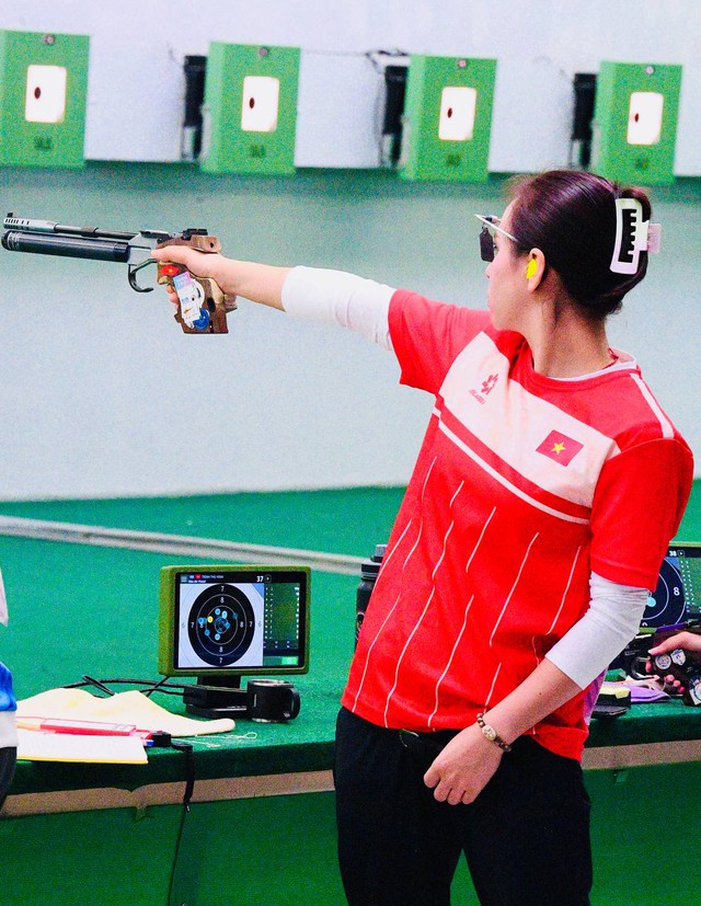 Xạ thủ ngầu nhất SEA Games Trịnh Thu Vinh xuất sắc giành 4 HCV, phá 3 kỷ lục: Đỉnh cao là đây!- Ảnh 2.