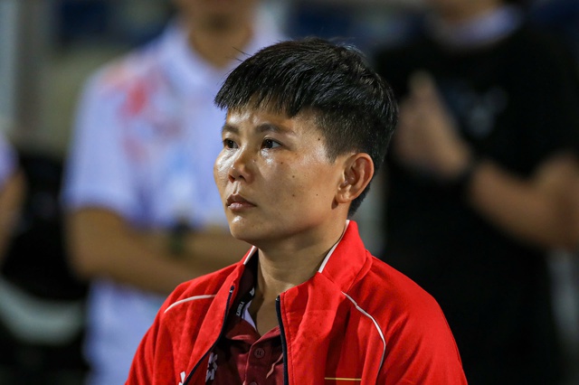 Bích Thùy: "Trọng tài đã đánh cắp bàn thắng đẹp nhất sự nghiệp của tôi"- Ảnh 3. Bích Thùy: "Trọng tài đã đánh cắp bàn thắng đẹp nhất sự nghiệp của tôi"- Ảnh 3.