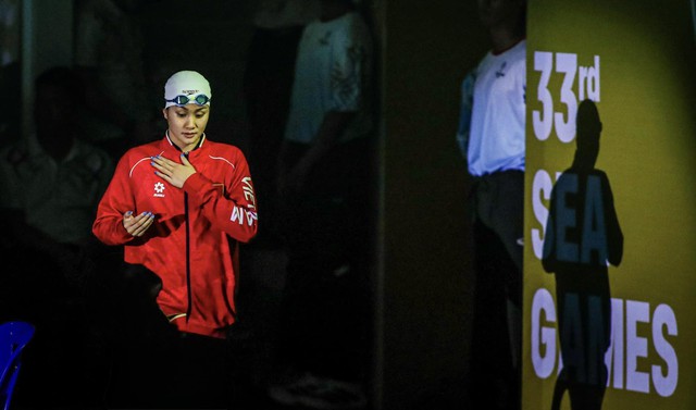 "Tiên cá" Võ Thị Mỹ Tiên thi đấu bơi 10km trên biển, nội dung khắc nghiệt nhất SEA Games- Ảnh 1.