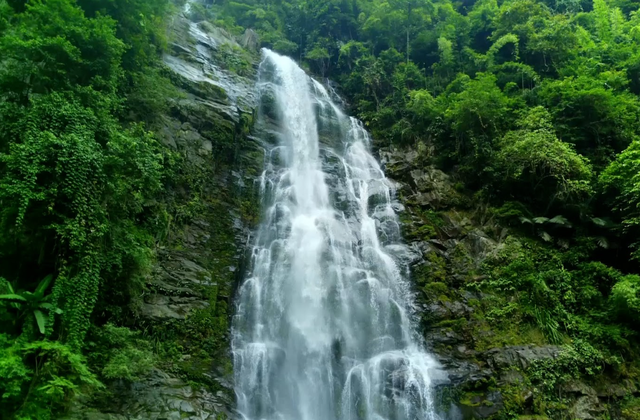 Quiz nhanh: "Mở khóa" bí mật mạch nước ngầm núi lửa triệu năm trong lòng Núi Tiên- Ảnh 3.