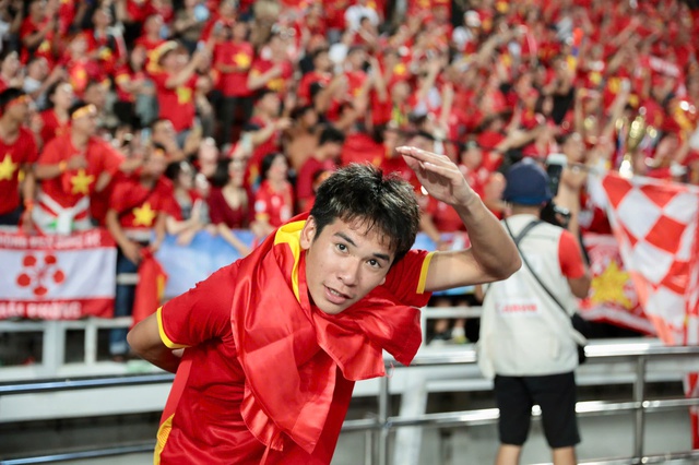 Phỏng vấn cầu thủ U22 Việt Nam: Lộ lý do ngược dòng kịch tính khiến U22 Thái Lan "ôm hận" trên sân nhà- Ảnh 6.