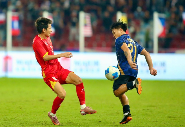 Phỏng vấn cầu thủ U22 Việt Nam: Lộ lý do ngược dòng kịch tính khiến U22 Thái Lan "ôm hận" trên sân nhà- Ảnh 9.