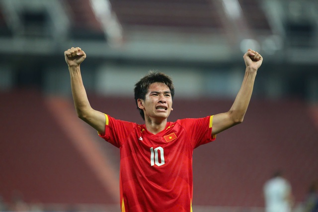 Phỏng vấn cầu thủ U22 Việt Nam: Lộ lý do ngược dòng kịch tính khiến U22 Thái Lan "ôm hận" trên sân nhà- Ảnh 10.