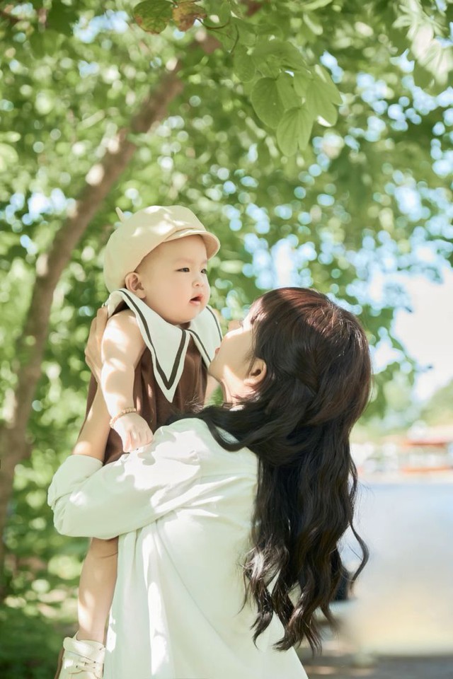 Những nét tính cách đặc biệt của những đứa trẻ được yêu thương đủ đầy, bố mẹ không kỳ vọng vẫn rất hiếu thuận- Ảnh 1.