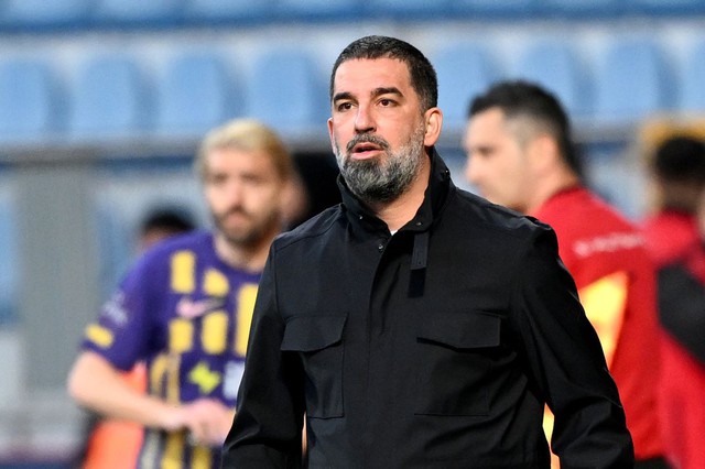 Nữ giám đốc bật khóc nức nở khi bị tuyên án 102 năm tù vì lừa đảo khiến loạt sao bóng đá mất tiền tỷ- Ảnh 3.