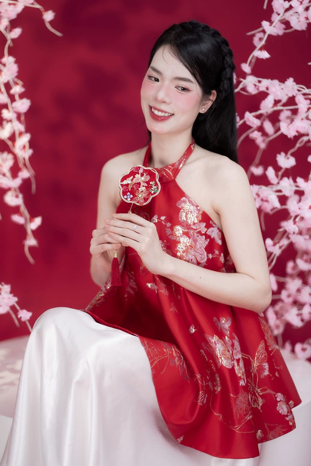 Visual sáng bừng của búp bê bóng chuyền Lê Thanh Thuý cầm cờ cho đoàn Việt Nam tại SEA Games 33- Ảnh 10.