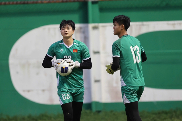 Khuất Văn Khang cảnh báo U22 Việt Nam- Ảnh 6. Khuất Văn Khang cảnh báo U22 Việt Nam- Ảnh 6.