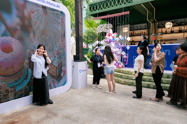 Người trẻ TP.HCM hào hứng trải nghiệm ẩm thực phiên bản AI tại Quán Meta AI- Ảnh 5.