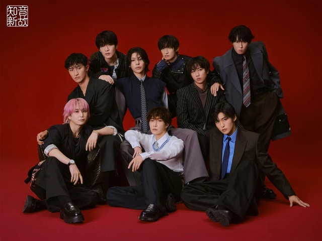 Cô gái khỏa thân gây sốc, bị buộc rời khỏi concert của dàn mỹ nam nổi tiếng- Ảnh 3.